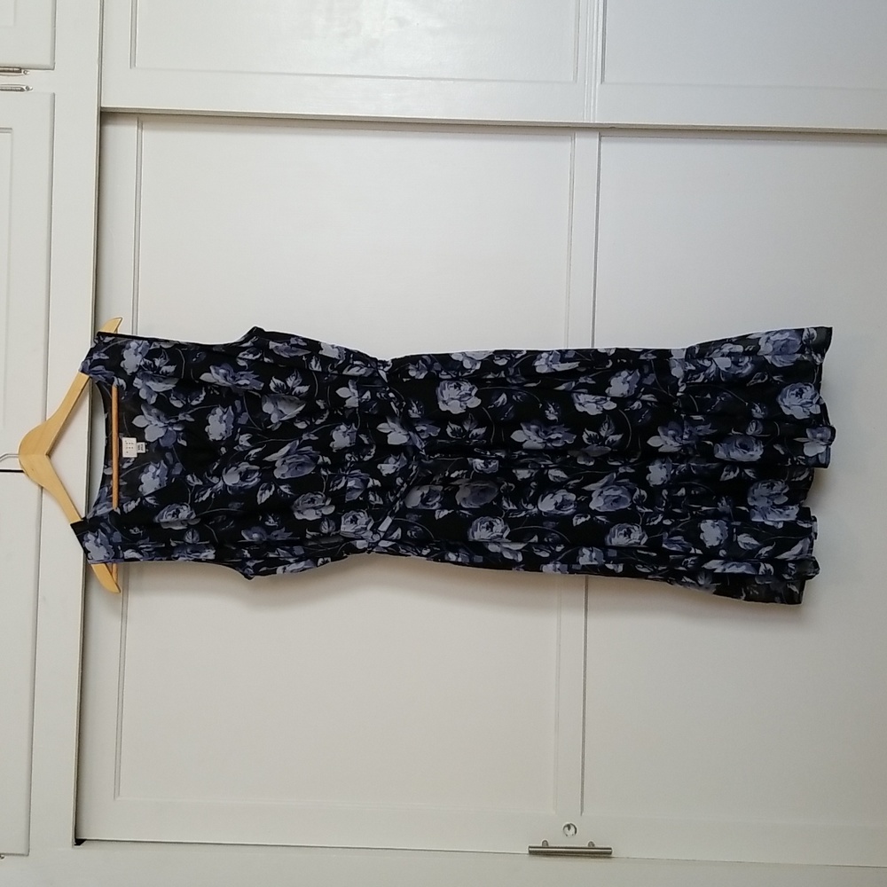 🆕 Blue Floral Dress NWOT